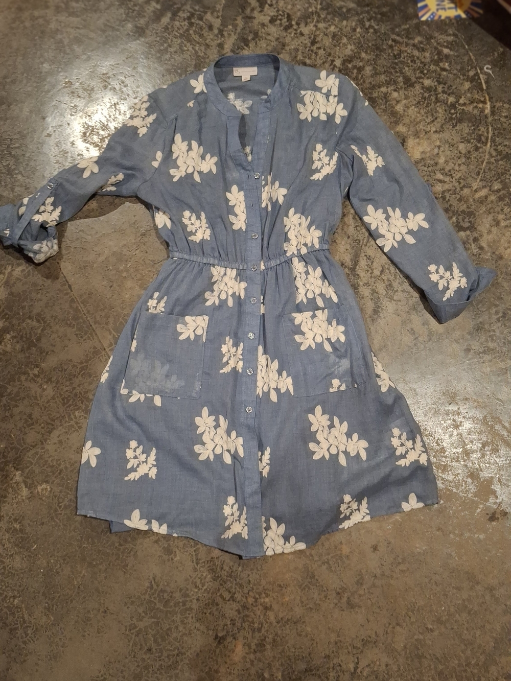 Blue Appliqued Floral Button-Front Mini Dress - Picture 3 of 16